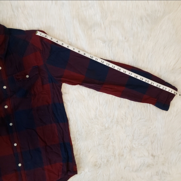 Urban Pipeline Maroon Navy Blue Plaid Button Down - Picture 9 of 10